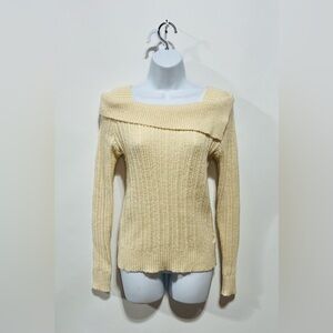 HARU Women's Cream Long Sleeve Sweater Size Small‎